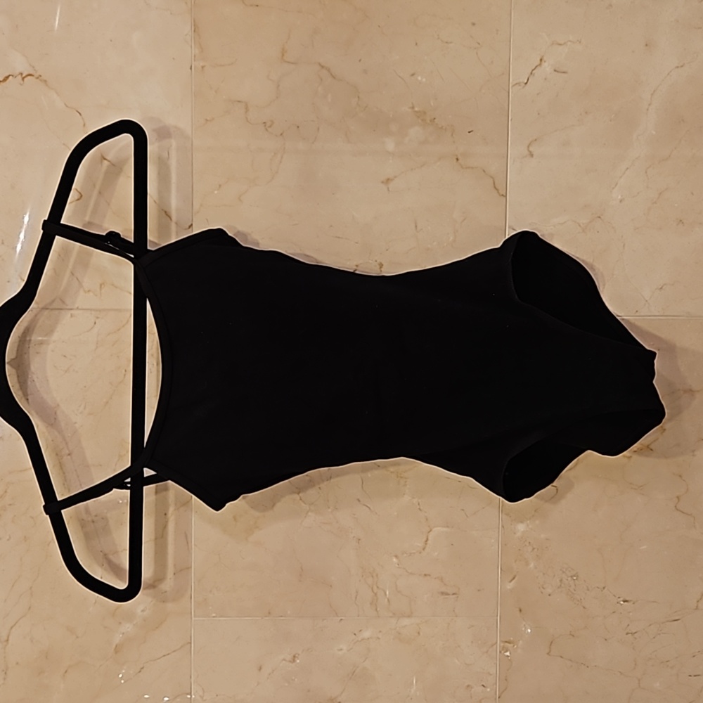 WOMEN'S CAPEZIOX BLACK STRETCHY BODYSUIT TANK TOP LEOTARD SIZE EXTRA SMALL $20